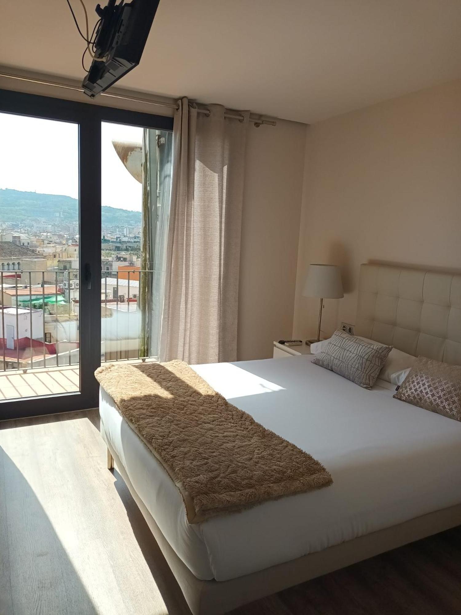 Hotel Monegal Barcelona Szoba fotó