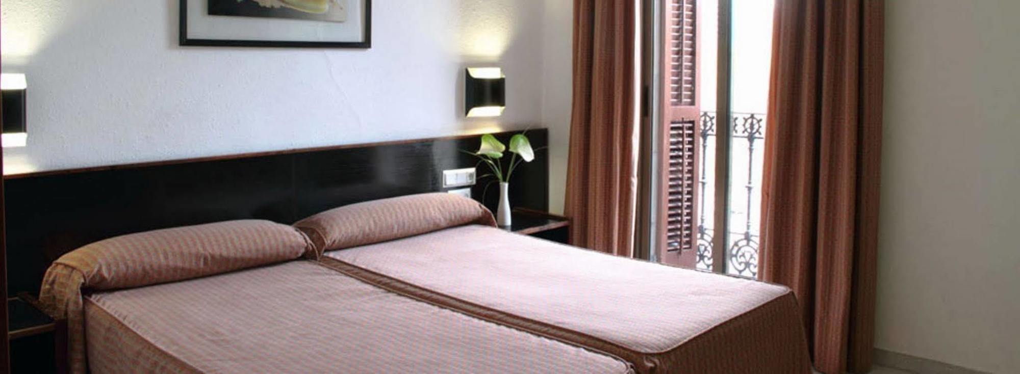 Hotel Monegal Barcelona Kültér fotó