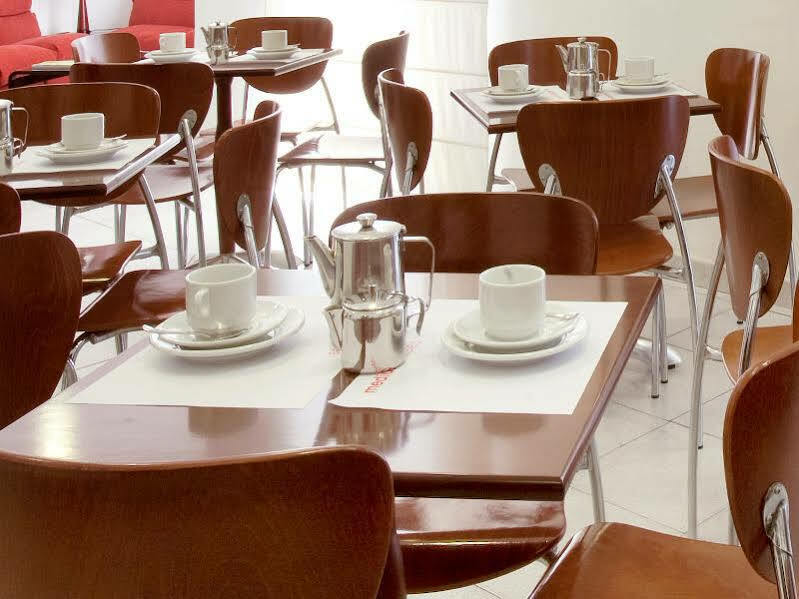 Hotel Monegal Barcelona Kültér fotó